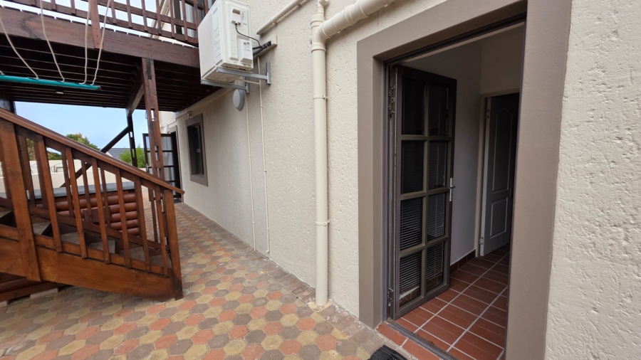 4 Bedroom Property for Sale in Dana Bay Western Cape
